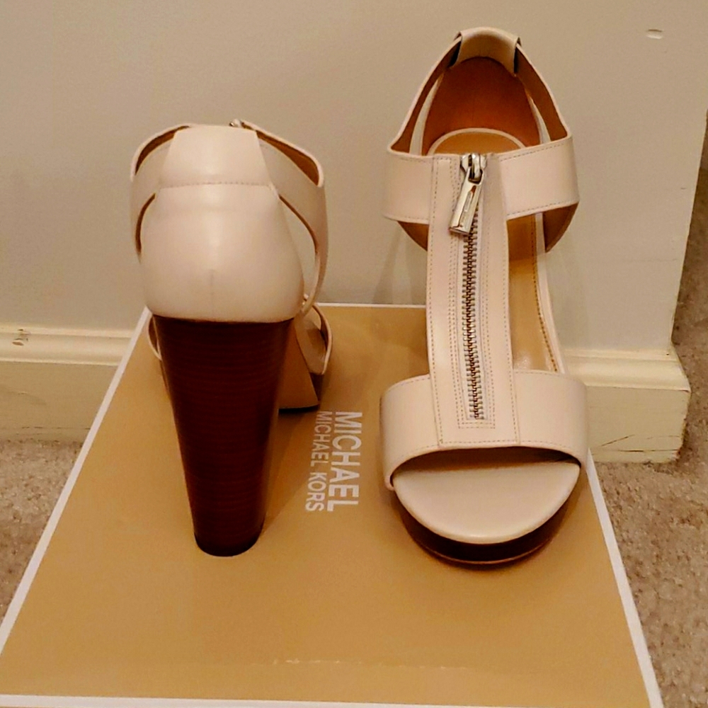 Women Shoes